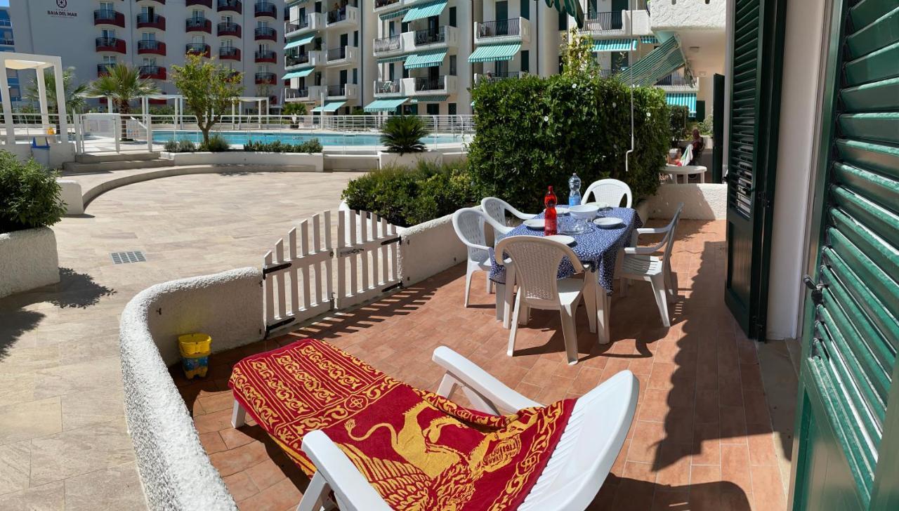 Residence El Palmar Fronte Mare, Fronte Spiaggia Lido di Jesolo Exterior foto